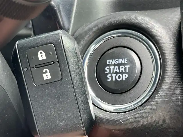 スズキ ハスラー Jスタイル 奈良県 2021(令3)年 1.8万km オフブルーメタリック/ガンメタリック2トーンルーフ ナビ　/フルセグＴＶ　/BT/CD/DVD/USB/SD/iPod/全方位カメラ　/コーナーセンサー　/シートヒーター　/ＡＡＣ　/前後ドライブレコーダー　/ＬＥＤヘッドライト　/オートライト　/衝突被害軽減システム　/レーンキープアシスト　/スマートキー