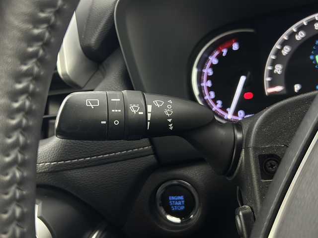 トヨタ ＲＡＶ４ G 愛知県 2020(令2)年 4.3万km アティチュードブラックマイカ 4WD/純正9型SDナビ/（CD/DVD/フルセグTV/Bluetooth)/バックカメラ/トヨタセーフティーセンス/・衝突軽減システム/・レーンキープアシスト/・オートマチックハイビーム/電動リアゲート/アダプティブクルーズコントロール/純正18AW/LEDヘッドライト/ビルトインETC2.0/ブラインドスポットモニター/レザーシート/シートヒーター(前席)/パワーシート(D席)/革巻きステアリング/ステアリングヒーター/ステアリングスイッチ/スマートキー＆プッシュスタート