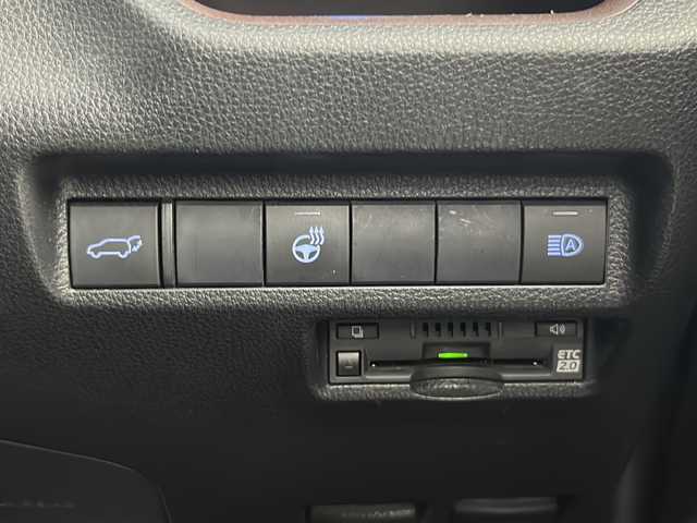 トヨタ ＲＡＶ４ G 愛知県 2020(令2)年 4.3万km アティチュードブラックマイカ 4WD/純正9型SDナビ/（CD/DVD/フルセグTV/Bluetooth)/バックカメラ/トヨタセーフティーセンス/・衝突軽減システム/・レーンキープアシスト/・オートマチックハイビーム/電動リアゲート/アダプティブクルーズコントロール/純正18AW/LEDヘッドライト/ビルトインETC2.0/ブラインドスポットモニター/レザーシート/シートヒーター(前席)/パワーシート(D席)/革巻きステアリング/ステアリングヒーター/ステアリングスイッチ/スマートキー＆プッシュスタート