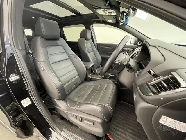 ホンダ ＣＲ－Ｖ EX・ブラックエディション 滋賀県 2021(令3)年 1.9万km クリスタルブラックパール 禁煙車/純正ナビ/（CD/DVD/SD/USB/Bluetooth/フルセグTV）/バックカメラ/サンルーフ/前後ドライブレコーダー/パワーバックドア/電動パーキングブレーキ/オートホールドブレーキ/ビルトインETC/衝突軽減ブレーキ/路外逸脱抑制機能/レーンキープアシストシステム/ブラインドスポットインフォメーション/標識認識機能/先行車発進告知/フロント熱線/革巻きステアリング/アダプティブクルーズコントロール/ステアリングリモコン/ステアリングヒーター/パドルシフト/レザーシート/前席シートヒーター/前席パワーシート/D席シートメモリー/LEDヘッドライト/フォグランプ/オートヘッドライト/純正フロアマット/オートリトラーミラー/スペアキー1本/USB充電/カーテンエアバッグ