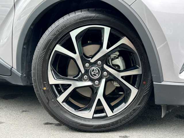 トヨタ Ｃ－ＨＲ G 千葉県 2019(令1)年 4.1万km ブラック/メタルストリームM ワンオーナー/純正ナビ/フルセグテレビ/Blue Tooth/バックカメラ/衝突被害低減ブレーキ/ブラインドスポットモニター/レーンキープアシスト/クルーズコントロール/ETC/電格ミラー/ランバーサポート/LEDヘッドライト/オートハイビーム/前後コーナーセンサー/取説/保証書