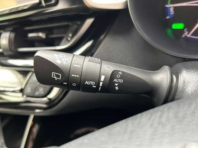 トヨタ Ｃ－ＨＲ G 千葉県 2019(令1)年 4.1万km ブラック/メタルストリームM ワンオーナー/純正ナビ/フルセグテレビ/Blue Tooth/バックカメラ/衝突被害低減ブレーキ/ブラインドスポットモニター/レーンキープアシスト/クルーズコントロール/ETC/電格ミラー/ランバーサポート/LEDヘッドライト/オートハイビーム/前後コーナーセンサー/取説/保証書