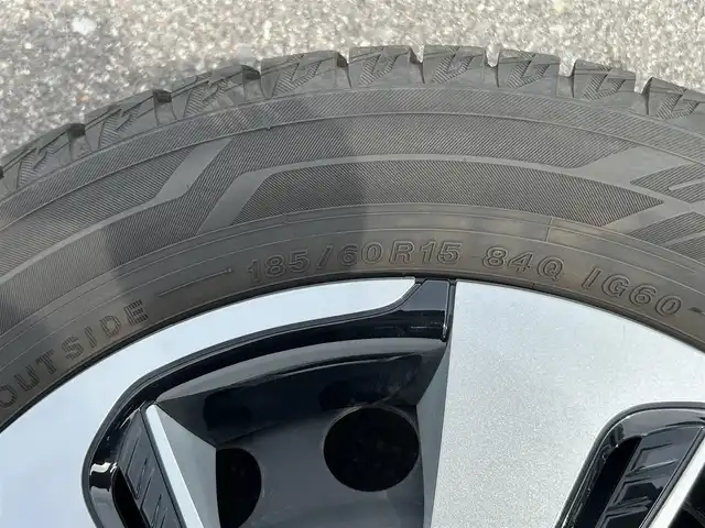 トヨタ シエンタ ハイブリッド G クエロ 岡山県 2019(平31)年 4.4万km ホワイトパールクリスタルシャイン 純正ナビ　/ドラレコ　/ＴＲＤエアロ　/パノラミックビューモニター　/１オーナー　/両側パワスラ　/純正ホイール付冬タイヤ　/電格ミラー/ＬＥＤフォグ　/ＬＥＤヘッドライト　/ステアリングスイッチ　/クルコン　/ビルトインＥＴＣ