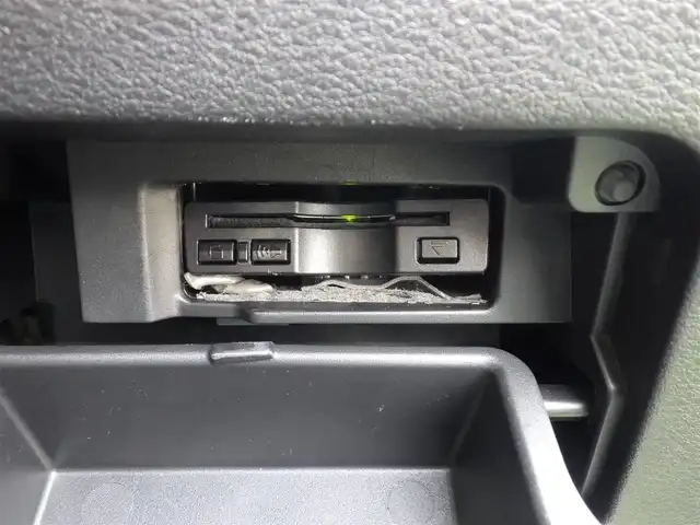 日産 セレナ ハイウェイスター V 千葉県 2020(令2)年 3.7万km ブリリアントホワイトパール ワンオーナー/エマージェンシーブレーキ/クルーズコントロール/アイドリングストップ/両側パワースライドドア/9インチ純正SDナビ/地デジTV/【DVD/CD再生機能　Bluetooth接続】/アラウンドビューモニター/ドライブレコーダー/ETC/LEDヘッドライト/LEDフォグライト/ウインカーミラー/コーナーセンサー/純正16インチアルミホイル/サイド/カーテンエアバッグ/インテリジェントキー