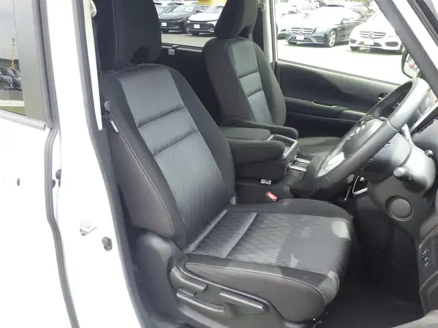 日産 セレナ ハイウェイスター V 千葉県 2020(令2)年 3.7万km ブリリアントホワイトパール ワンオーナー/エマージェンシーブレーキ/クルーズコントロール/アイドリングストップ/両側パワースライドドア/9インチ純正SDナビ/地デジTV/【DVD/CD再生機能　Bluetooth接続】/アラウンドビューモニター/ドライブレコーダー/ETC/LEDヘッドライト/LEDフォグライト/ウインカーミラー/コーナーセンサー/純正16インチアルミホイル/サイド/カーテンエアバッグ/インテリジェントキー