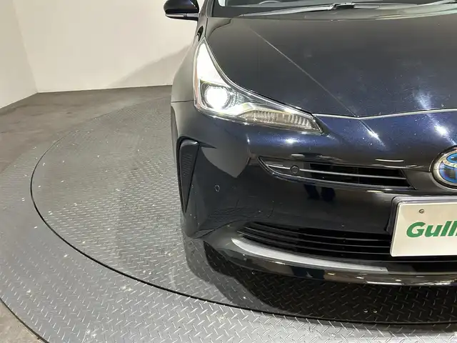 トヨタ プリウス S 愛媛県 2020(令2)年 4.8万km アティチュードブラックマイカ 純正SDナビ　Bluetooth　フルセグ　CD　DVD　バックカメラ　トヨタセーフティセンス　レーンキープ　レーダークルーズコントロール　ビルトインETC　１５インチアルミホイール