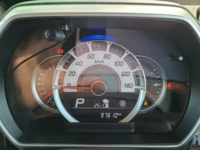 スズキ スペーシア カスタム HYBRID XS 福岡県 2018(平30)年 9.8万km ブレイブカーキパール/ブラック2トーン 純正７インチナビ/Bluetooth/フルセグＴＶ/ＣＤ／ＤＶＤ再生機能有/全周囲カメラ/ステアリングリモコン/ＥＴＣ/両側パワースライドドア/ハーフレザーシート/シートヒーター/ＨＵＤ/純正１５インチアルミホイール/純正フロアマット/レーダーブレーキサポート/コーナーセンサー/サイドバイザー/スペアキー