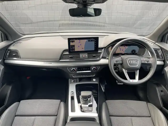 アウディ アウディ Ｑ５ SB 40TDIクワトロ Sライン 三重県 2023(令5)年 1.9万km グレー ACC/衝突軽減B/アクティブレーンアシスト/パノラマサンルーフ/バーチャルコックピット/純正ナビ/全方位カメラ/フルセグTVチューナー/AppleCarPlay/AndroidAuto/アンビエントライト/アウディドライブセレクト/シートヒーター/純正19インチアルミ/・Sラインプラスパッケージ/アーティフィシャルインテリアレザー/全席シートヒーター/アコースティックガラス/・コンフォートパッケージ/ワイヤレスチャージ/リヤシートUSBチャージング/ステアリングヒーター/純正前後ドラレコ