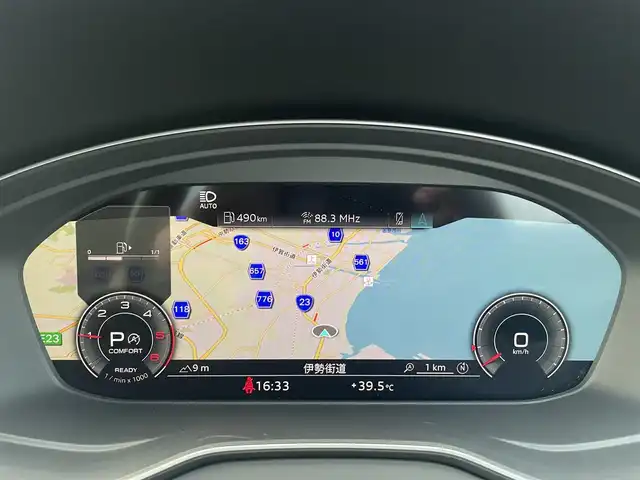 アウディ アウディ Ｑ５ SB 40TDIクワトロ Sライン 三重県 2023(令5)年 1.9万km グレー ACC/衝突軽減B/アクティブレーンアシスト/パノラマサンルーフ/バーチャルコックピット/純正ナビ/全方位カメラ/フルセグTVチューナー/AppleCarPlay/AndroidAuto/アンビエントライト/アウディドライブセレクト/シートヒーター/純正19インチアルミ/・Sラインプラスパッケージ/アーティフィシャルインテリアレザー/全席シートヒーター/アコースティックガラス/・コンフォートパッケージ/ワイヤレスチャージ/リヤシートUSBチャージング/ステアリングヒーター/純正前後ドラレコ