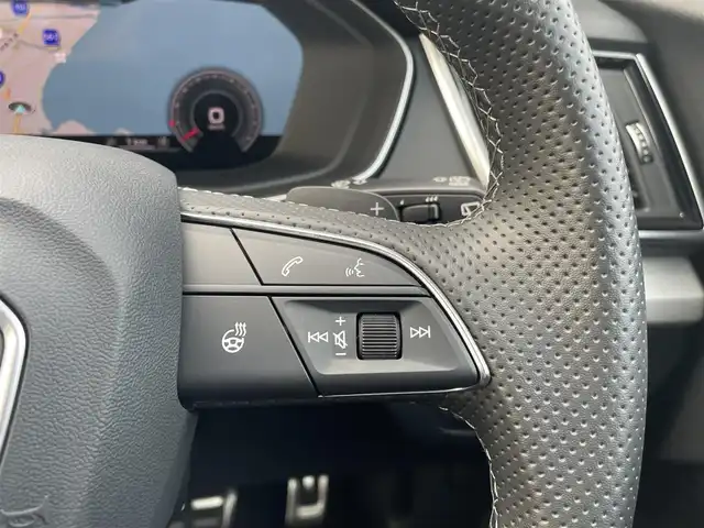 アウディ アウディ Ｑ５ SB 40TDIクワトロ Sライン 三重県 2023(令5)年 1.9万km グレー ACC/衝突軽減B/アクティブレーンアシスト/パノラマサンルーフ/バーチャルコックピット/純正ナビ/全方位カメラ/フルセグTVチューナー/AppleCarPlay/AndroidAuto/アンビエントライト/アウディドライブセレクト/シートヒーター/純正19インチアルミ/・Sラインプラスパッケージ/アーティフィシャルインテリアレザー/全席シートヒーター/アコースティックガラス/・コンフォートパッケージ/ワイヤレスチャージ/リヤシートUSBチャージング/ステアリングヒーター/純正前後ドラレコ