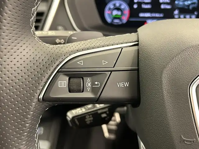 アウディ アウディ Ｑ５ SB 40TDIクワトロ Sライン 岡山県 2023(令5)年 2万km グレー ACC/衝突軽減B/アクティブレーンアシスト/パノラマサンルーフ/バーチャルコックピット/純正ナビ/全方位カメラ/フルセグTVチューナー/AppleCarPlay/AndroidAuto/アンビエントライト/アウディドライブセレクト/シートヒーター/純正19インチアルミ/・Sラインプラスパッケージ/アーティフィシャルインテリアレザー/全席シートヒーター/アコースティックガラス/・コンフォートパッケージ/ワイヤレスチャージ/リヤシートUSBチャージング/ステアリングヒーター/純正前後ドラレコ