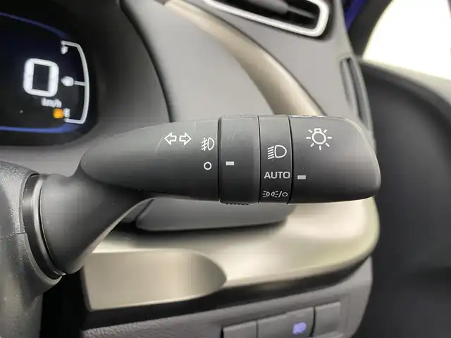 トヨタ アクア Z 宮城県 2021(令3)年 2.5万km ダークブルーマイカM 純正10.5型ディスプレイオーディオ/スマートフォン連携/フルセグTV/100V電源/トヨタセーフティセンス/Bluetooth/バックカメラ/ビルトインETC/アダプティブクルーズコントロール/前後クリアランスソナー/ＬＥＤヘッドランプ/オートライト/オートハイビーム/純正16インチアルミホイール/プッシュスタート/スマートキー/ステアリングリモコン/スペアキー/禁煙車