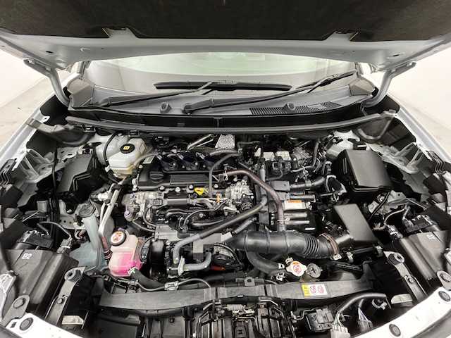 トヨタ ヤリスクロス ハイブリッド Z 宮城県 2020(令2)年 5.4万km ホワイトパールクリスタルシャイン 寒冷地仕様//4WD//純正ディスプレイオーディオナビ/（Apple Car Play/Android Auto/Bluetooth）//フルセグ//パノラミックビューモニター//パワーバックドア//アドバンスドパーク//運転席パワーシート//電動パーキング/ブレーキホールド//車両接近通報装置//合皮シート//シートヒーター(D＋N席)//ステアリングヒーター//ビルトインETC//ドライブブレコーダー//純正フロアマット//純正18インチアルミホイル//TOYOTA Safety Sense/・プリクラッシュセーフティ/・レーントレーシングアシスト/・レーダークルーズコントロール/・オートマチックハイビーム/・ロードサインアシスト/・ドライバー異常時対応システム/・プロアクティブドライビングアシスト/・発進遅れ告知機能//スペアキー
