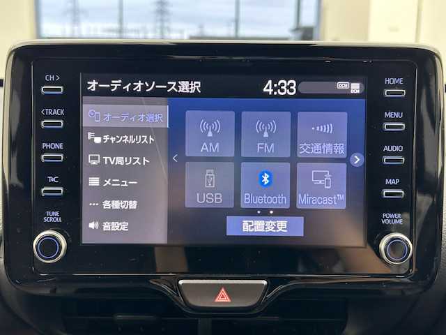 トヨタ ヤリスクロス ハイブリッド Z 宮城県 2020(令2)年 5.4万km ホワイトパールクリスタルシャイン 寒冷地仕様//4WD//純正ディスプレイオーディオナビ/（Apple Car Play/Android Auto/Bluetooth）//フルセグ//パノラミックビューモニター//パワーバックドア//アドバンスドパーク//運転席パワーシート//電動パーキング/ブレーキホールド//車両接近通報装置//合皮シート//シートヒーター(D＋N席)//ステアリングヒーター//ビルトインETC//ドライブブレコーダー//純正フロアマット//純正18インチアルミホイル//TOYOTA Safety Sense/・プリクラッシュセーフティ/・レーントレーシングアシスト/・レーダークルーズコントロール/・オートマチックハイビーム/・ロードサインアシスト/・ドライバー異常時対応システム/・プロアクティブドライビングアシスト/・発進遅れ告知機能//スペアキー