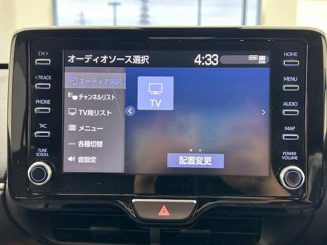 トヨタ ヤリスクロス ハイブリッド Z 宮城県 2020(令2)年 5.4万km ホワイトパールクリスタルシャイン 寒冷地仕様//4WD//純正ディスプレイオーディオナビ/（Apple Car Play/Android Auto/Bluetooth）//フルセグ//パノラミックビューモニター//パワーバックドア//アドバンスドパーク//運転席パワーシート//電動パーキング/ブレーキホールド//車両接近通報装置//合皮シート//シートヒーター(D＋N席)//ステアリングヒーター//ビルトインETC//ドライブブレコーダー//純正フロアマット//純正18インチアルミホイル//TOYOTA Safety Sense/・プリクラッシュセーフティ/・レーントレーシングアシスト/・レーダークルーズコントロール/・オートマチックハイビーム/・ロードサインアシスト/・ドライバー異常時対応システム/・プロアクティブドライビングアシスト/・発進遅れ告知機能//スペアキー