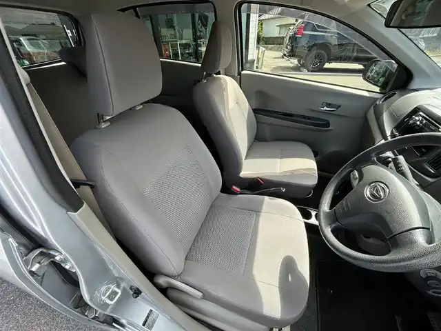 ダイハツ ミラ イース X SA 愛媛県 2013(平25)年 4.6万km ブライトシルバーメタリック 衝突被害軽減装置/アイドリングストップ/ETC/carrozzeriaカーオーディオ/電格ミラー/ヘッドライトレベライザー/ドアバイザー/シガーソケット/ISOFIX/横滑り防止装置/禁煙車/現状サマー(社外AW)(155/65/R14)/AUTOBACS MaxrunEfficia