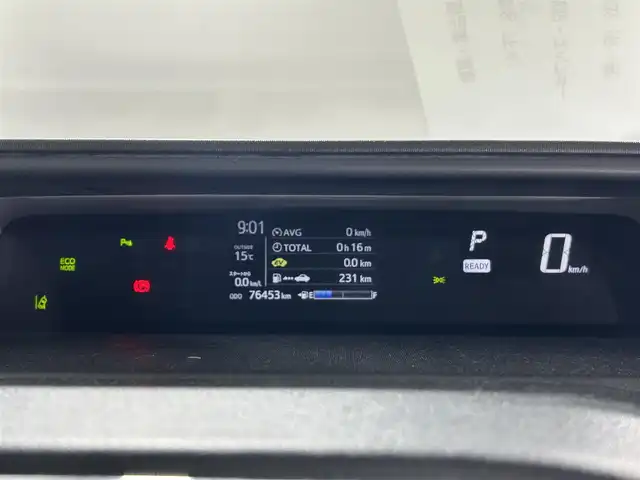 トヨタ アクア S スタイルブラック 佐賀県 2019(平31)年 7.7万km ホワイトパールクリスタルシャイン 純正ナビ/（AM FM CD DVD BT）/バックカメラ　/衝突軽減　/先行車発進告知機能　/レーンキープ　/横滑り防止　/コーナーセンサー　/パーキングサポートブレーキ　/純正フロアマット　/オートライト　/オートハイビーム　/電格ミラー　/バイザー