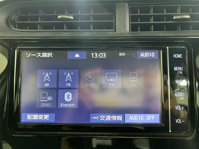 トヨタ アクア S スタイルブラック 佐賀県 2019(平31)年 7.7万km ホワイトパールクリスタルシャイン 純正ナビ/（AM FM CD DVD BT）/バックカメラ　/衝突軽減　/先行車発進告知機能　/レーンキープ　/横滑り防止　/コーナーセンサー　/パーキングサポートブレーキ　/純正フロアマット　/オートライト　/オートハイビーム　/電格ミラー　/バイザー