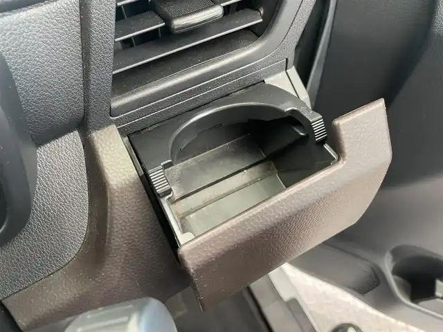 トヨタ タンク X S 鹿児島県 2018(平30)年 7万km ブライトシルバーM 禁煙車　/ナビ(CD/ワンセグTV/Bluetooth)　/バックカメラ　/片側パワースライドドア　/衝突軽減　/前後ドライブレコーダー　/ＥＴＣ　/オートライト　/ヘッドライトレベライザー　/社外アルミホイール　/アイドリングストップ　/純正フロアマット/ステアリングリモコン/電格ミラー