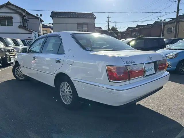 トヨタ クラウン ロイヤル ロイヤルサルーン プレミアム21 愛知県 2001(平13)年 3.6万km ホワイトパールクリスタルシャイン 純正ナビTV/ETC/ドライブレコーダー/クルーズコントロール/オートライト/オートエアコン/ステアリングカバー付/全席パワーシート/電動リアサンシェード/純正15インチアルミホイール/スペアキー/禁煙車