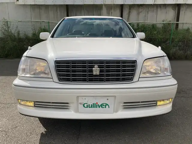 トヨタ クラウン ロイヤル ロイヤルサルーン プレミアム21 愛知県 2001(平13)年 3.6万km ホワイトパールクリスタルシャイン 純正ナビTV/ETC/ドライブレコーダー/クルーズコントロール/オートライト/オートエアコン/ステアリングカバー付/全席パワーシート/電動リアサンシェード/純正15インチアルミホイール/スペアキー/禁煙車