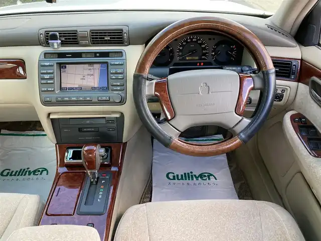 トヨタ クラウン ロイヤル ロイヤルサルーン プレミアム21 愛知県 2001(平13)年 3.6万km ホワイトパールクリスタルシャイン 純正ナビTV/ETC/ドライブレコーダー/クルーズコントロール/オートライト/オートエアコン/ステアリングカバー付/全席パワーシート/電動リアサンシェード/純正15インチアルミホイール/スペアキー/禁煙車