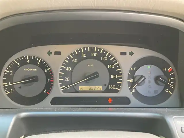 トヨタ クラウン ロイヤル ロイヤルサルーン プレミアム21 愛知県 2001(平13)年 3.6万km ホワイトパールクリスタルシャイン 純正ナビTV/ETC/ドライブレコーダー/クルーズコントロール/オートライト/オートエアコン/ステアリングカバー付/全席パワーシート/電動リアサンシェード/純正15インチアルミホイール/スペアキー/禁煙車