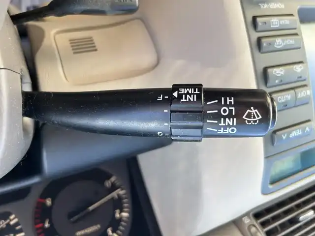 トヨタ クラウン ロイヤル ロイヤルサルーン プレミアム21 愛知県 2001(平13)年 3.6万km ホワイトパールクリスタルシャイン 純正ナビTV/ETC/ドライブレコーダー/クルーズコントロール/オートライト/オートエアコン/ステアリングカバー付/全席パワーシート/電動リアサンシェード/純正15インチアルミホイール/スペアキー/禁煙車