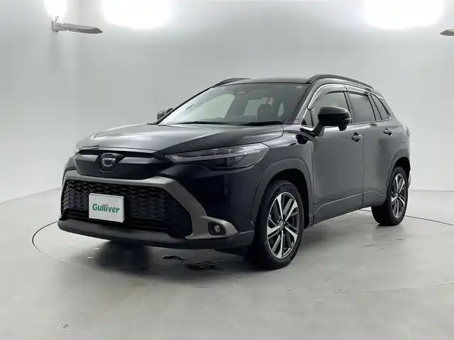 トヨタ カローラ クロス ハイブリッド Z 福井県 2023(令5)年 1.4万km アティチュードブラックマイカ 純正メモリナビ機能付きディスプレイオーディオ（FM/AM/BT/USB/AppleCArPlay/androidAuto）　シートヒーター/ハーフレザーシート/パワーバックドア/純正ビルトインETC/トヨタセーフティセンス