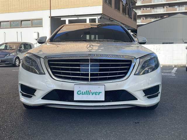 メルセデス・ベンツ Ｓ５５０Ｌ AMG スポーツエディション 大阪府 2014(平26)年 7.6万km ダイヤモンドホワイト 純正ナビ/フルセグTV/Bluetoothオーディーオ/6連奏DVD／CD/ブルメスターサウンド/全周囲カメラ/バックカメラ/衝突軽減ブレーキ/車線逸脱警報/レーダークルーズコントロール/サンルーフ/レザーシート/全席パワーシート/シートヒーター/エアシート/LEDライト/純正19インチアルミホイル