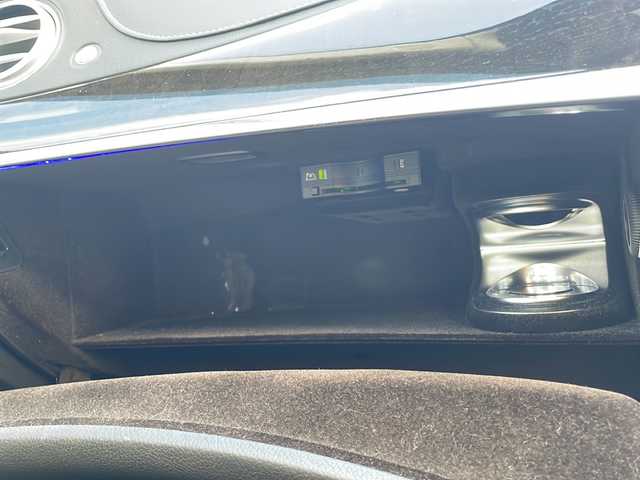 メルセデス・ベンツ Ｓ５５０Ｌ AMG スポーツエディション 大阪府 2014(平26)年 7.6万km ダイヤモンドホワイト 純正ナビ/フルセグTV/Bluetoothオーディーオ/6連奏DVD／CD/ブルメスターサウンド/全周囲カメラ/バックカメラ/衝突軽減ブレーキ/車線逸脱警報/レーダークルーズコントロール/サンルーフ/レザーシート/全席パワーシート/シートヒーター/エアシート/LEDライト/純正19インチアルミホイル