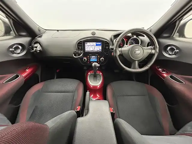 日産 ジューク 15RX アーバン スタイリッシュブラック 熊本県 2013(平25)年 8.1万km サファイアブラック 禁煙車　/社外ナビCN-A5300D（ＣＤ・ＤＶＤ・ワンセグ・ＢＴ・ｉｐｏｄ・ＵＳＢ）/バックカメラ　/社外前方ドライブレコーダー　/ＥＴＣ　/横滑り防止/純正フロアマット　/純正１７インチＡＷ　/オートライト　/ＬＥＤヘッドライト/フォグライト/スマートキー/プッシュスタート