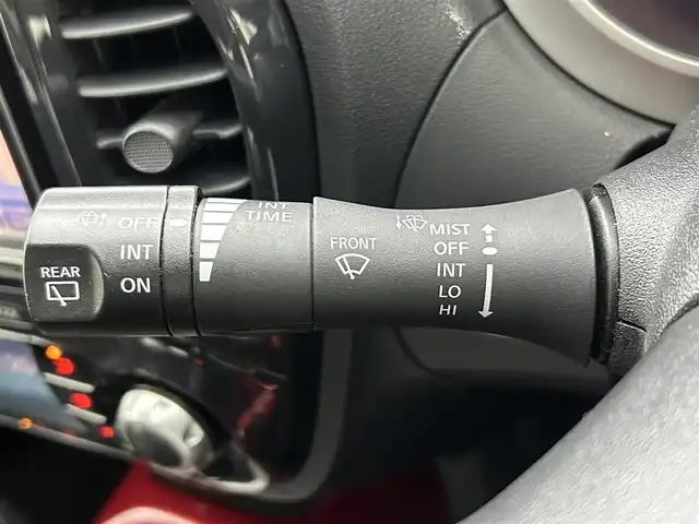 日産 ジューク 15RX アーバン スタイリッシュブラック 熊本県 2013(平25)年 8.1万km サファイアブラック 禁煙車　/社外ナビCN-A5300D（ＣＤ・ＤＶＤ・ワンセグ・ＢＴ・ｉｐｏｄ・ＵＳＢ）/バックカメラ　/社外前方ドライブレコーダー　/ＥＴＣ　/横滑り防止/純正フロアマット　/純正１７インチＡＷ　/オートライト　/ＬＥＤヘッドライト/フォグライト/スマートキー/プッシュスタート