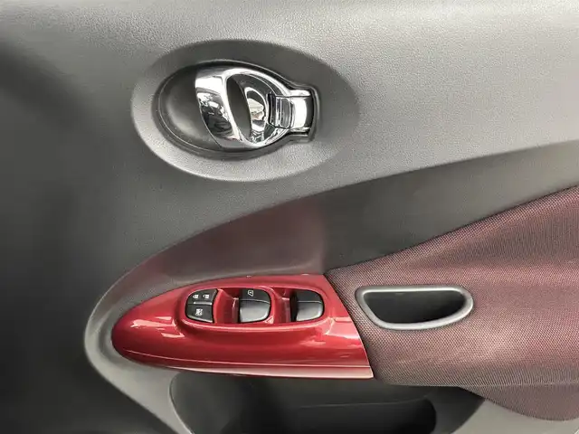 日産 ジューク 15RX アーバン スタイリッシュブラック 熊本県 2013(平25)年 8.1万km サファイアブラック 禁煙車　/社外ナビCN-A5300D（ＣＤ・ＤＶＤ・ワンセグ・ＢＴ・ｉｐｏｄ・ＵＳＢ）/バックカメラ　/社外前方ドライブレコーダー　/ＥＴＣ　/横滑り防止/純正フロアマット　/純正１７インチＡＷ　/オートライト　/ＬＥＤヘッドライト/フォグライト/スマートキー/プッシュスタート