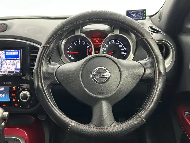 日産 ジューク 15RX アーバン スタイリッシュブラック 熊本県 2013(平25)年 8.1万km サファイアブラック 禁煙車　/社外ナビCN-A5300D（ＣＤ・ＤＶＤ・ワンセグ・ＢＴ・ｉｐｏｄ・ＵＳＢ）/バックカメラ　/社外前方ドライブレコーダー　/ＥＴＣ　/横滑り防止/純正フロアマット　/純正１７インチＡＷ　/オートライト　/ＬＥＤヘッドライト/フォグライト/スマートキー/プッシュスタート