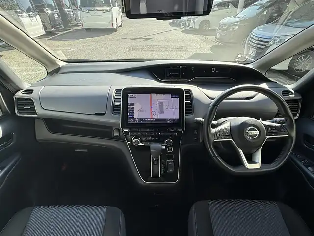 日産 セレナ ハイウェイスター V 千葉県 2022(令4)年 1.5万km ダイヤモンドブラック プロパイロット/ALPINE11インチフルセグナビ/フリップダウンモニター/アラウンドビューモニター/ＨＤＭＩポート/ＵＳＢポート/インテリジェントクルーズコントロール/エマージェンシーブレーキ/両側パワースライド/スマートルームミラー/ブラインドスポットモニター/アイドリングストップ/ステアリングスイッチ/コーナーセンサー/ドアバイザー/ドライブレコーダー前後/ウィンカーミラー/ＥＴＣ/リア5面スモークフィルム/フロアマット/セーフティパックＡ