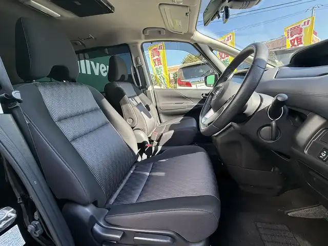 日産 セレナ ハイウェイスター V 千葉県 2022(令4)年 1.5万km ダイヤモンドブラック プロパイロット/ALPINE11インチフルセグナビ/フリップダウンモニター/アラウンドビューモニター/ＨＤＭＩポート/ＵＳＢポート/インテリジェントクルーズコントロール/エマージェンシーブレーキ/両側パワースライド/スマートルームミラー/ブラインドスポットモニター/アイドリングストップ/ステアリングスイッチ/コーナーセンサー/ドアバイザー/ドライブレコーダー前後/ウィンカーミラー/ＥＴＣ/リア5面スモークフィルム/フロアマット/セーフティパックＡ