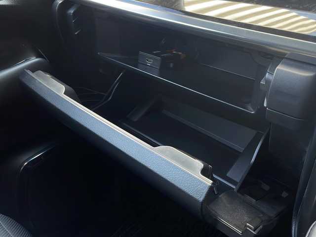 トヨタ アルファード S Cパッケージ 広島県 2022(令4)年 5万km ホワイトパールクリスタルシャイン 禁煙/モデリスタエアロ（F/R/S）/ツインムーンルーフ/セーフティセンス/・プリクラッシュセーフティ/・LTA/LDA/RSA/・先行車発進告知/・オートマチックハイビーム/BSM/RCTA/クリアランスソナー/純正ディスプレイオーディオ/・Bluetooth/Miracast/HDMI/フルセグ/バックカメラ/純正フリップダウンモニター（V12T-R68C）/デジタルインナーミラー/3眼LEDヘッドライト/オートライト/フォグランプ/前ドライブレコーダー（DRV-610）/ビルトインETC/合皮シート/シートヒーター/シートベンチレーション/パワーシート/メモリシート/ウッドコンビステアリング/ステアリングスイッチ/ステアリングヒーター/パワーバックドア/スマートキー/プッシュスタート/スペアキー/AC100V100W電源/純正18インチアルミホイール/スペアタイヤ