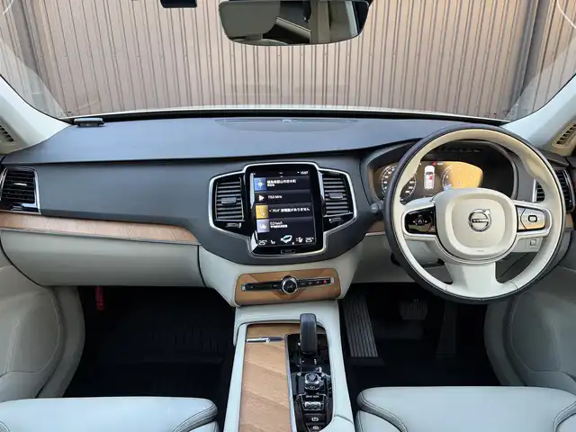 ボルボ ＸＣ９０ B5 AWD モーメンタム 福島県 2021(令3)年 2.8万km パール 純正ナビ(BT/USB)/フルセグTV/ETC/アダプティブクルーズコントロール/ステアリングスイッチ/ステアリングヒーター/白レザーシート/シートヒーター/パワーシート/パワーバックドア/ワイアレスチャージャー/アダプティブベンディングライト/純正19AW/取扱説明書/保証書/スペアキー
