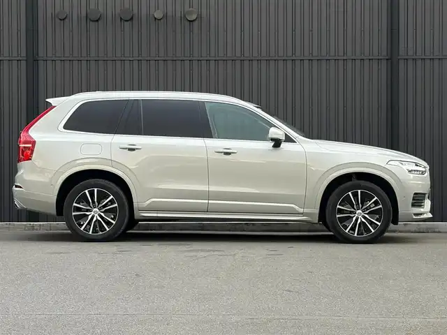 ボルボ ＸＣ９０ B5 AWD モーメンタム 福島県 2021(令3)年 2.8万km パール 純正ナビ(BT/USB)/フルセグTV/ETC/アダプティブクルーズコントロール/ステアリングスイッチ/ステアリングヒーター/白レザーシート/シートヒーター/パワーシート/パワーバックドア/ワイアレスチャージャー/アダプティブベンディングライト/純正19AW/取扱説明書/保証書/スペアキー