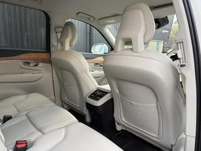 ボルボ ＸＣ９０ B5 AWD モーメンタム 福島県 2021(令3)年 2.8万km パール 純正ナビ(BT/USB)/フルセグTV/ETC/アダプティブクルーズコントロール/ステアリングスイッチ/ステアリングヒーター/白レザーシート/シートヒーター/パワーシート/パワーバックドア/ワイアレスチャージャー/アダプティブベンディングライト/純正19AW/取扱説明書/保証書/スペアキー