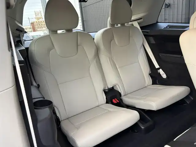 ボルボ ＸＣ９０ B5 AWD モーメンタム 福島県 2021(令3)年 2.8万km パール 純正ナビ(BT/USB)/フルセグTV/ETC/アダプティブクルーズコントロール/ステアリングスイッチ/ステアリングヒーター/白レザーシート/シートヒーター/パワーシート/パワーバックドア/ワイアレスチャージャー/アダプティブベンディングライト/純正19AW/取扱説明書/保証書/スペアキー
