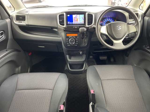 スズキ ソリオ X DJE 兵庫県 2013(平25)年 6.1万km フェニックスレッドパール ・社外ナビ＆BT＆DVD/・左側パワースライドドア/・右側イージークローザードア/・スマートキー/・プッシュスタート/・アイドリングストップ/・横滑り防止装置/・シートバックテーブル/・純正15インチアルミホイール/・電動格納ミラー/・純正フロアマット/・ハロゲンライト