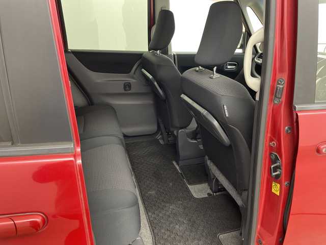 スズキ ソリオ X DJE 兵庫県 2013(平25)年 6.1万km フェニックスレッドパール ・社外ナビ＆BT＆DVD/・左側パワースライドドア/・右側イージークローザードア/・スマートキー/・プッシュスタート/・アイドリングストップ/・横滑り防止装置/・シートバックテーブル/・純正15インチアルミホイール/・電動格納ミラー/・純正フロアマット/・ハロゲンライト