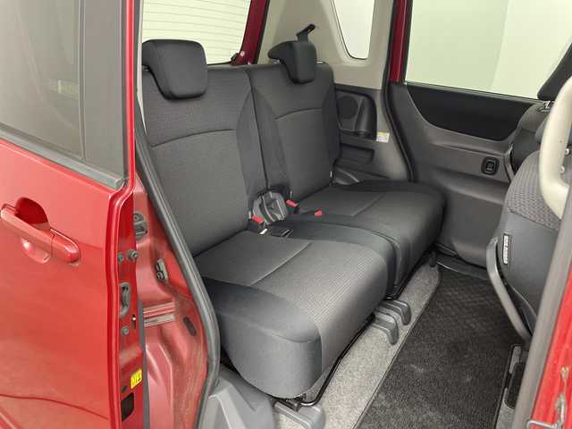 スズキ ソリオ X DJE 兵庫県 2013(平25)年 6.1万km フェニックスレッドパール ・社外ナビ＆BT＆DVD/・左側パワースライドドア/・右側イージークローザードア/・スマートキー/・プッシュスタート/・アイドリングストップ/・横滑り防止装置/・シートバックテーブル/・純正15インチアルミホイール/・電動格納ミラー/・純正フロアマット/・ハロゲンライト