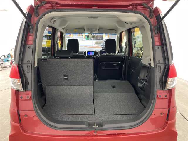 スズキ ソリオ X DJE 兵庫県 2013(平25)年 6.1万km フェニックスレッドパール ・社外ナビ＆BT＆DVD/・左側パワースライドドア/・右側イージークローザードア/・スマートキー/・プッシュスタート/・アイドリングストップ/・横滑り防止装置/・シートバックテーブル/・純正15インチアルミホイール/・電動格納ミラー/・純正フロアマット/・ハロゲンライト