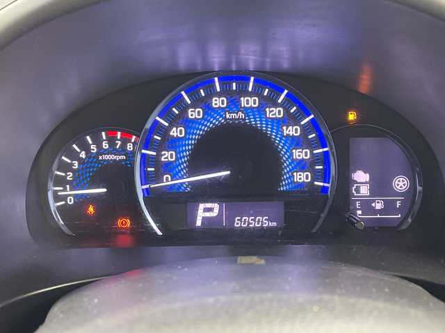 スズキ ソリオ X DJE 兵庫県 2013(平25)年 6.1万km フェニックスレッドパール ・社外ナビ＆BT＆DVD/・左側パワースライドドア/・右側イージークローザードア/・スマートキー/・プッシュスタート/・アイドリングストップ/・横滑り防止装置/・シートバックテーブル/・純正15インチアルミホイール/・電動格納ミラー/・純正フロアマット/・ハロゲンライト