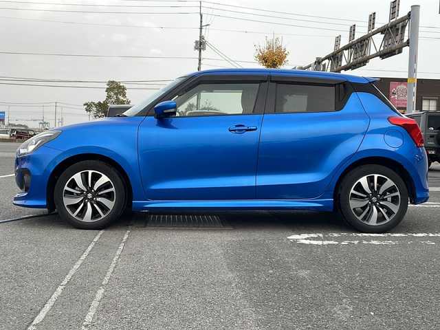 スズキ スイフト HYBRID RS 徳島県 2018(平30)年 3.9万km スピーディーブルーM セーフティパッケージ/デュアルセンサーブレーキサポート/レーダークルーズコントロール/レーンキープアシスト/横滑り防止装置/全周囲モニター用カメラ装着車/純正8型ナビ/（Bluetooth/フルセグ/CD/DVD/SD）/パドルシフト/シートヒーター/ドライブレコーダー/ビルトインETC/純正フロアマット/LEDヘッドライト