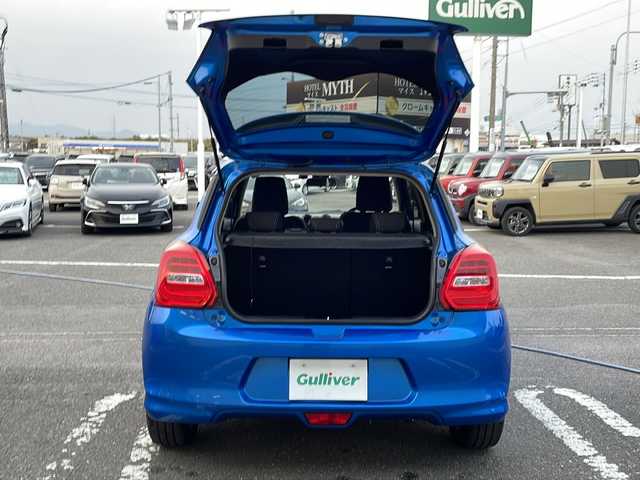 スズキ スイフト HYBRID RS 徳島県 2018(平30)年 3.9万km スピーディーブルーM セーフティパッケージ/デュアルセンサーブレーキサポート/レーダークルーズコントロール/レーンキープアシスト/横滑り防止装置/全周囲モニター用カメラ装着車/純正8型ナビ/（Bluetooth/フルセグ/CD/DVD/SD）/パドルシフト/シートヒーター/ドライブレコーダー/ビルトインETC/純正フロアマット/LEDヘッドライト