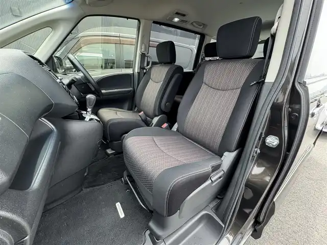 日産 セレナ HWS S HV Vセレ +Sefty Aセーフ 滋賀県 2015(平27)年 7.1万km タイガーアイブラウン 禁煙車/純正7型SDナビ/・MP315D-W/（Bluetooth/CD/DVD/USB/フルセグ）/後席11インチモニター/両側自動スライドドア/踏み間違い防止/レーンキープアシスト/クルーズコントロール/LEDヘッドライト/純正１６AW/ビルトインETC/スマートキー/プッシュスタート